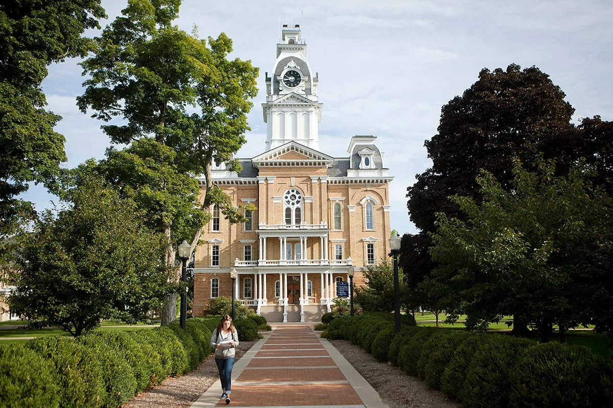 Hillsdale College campus